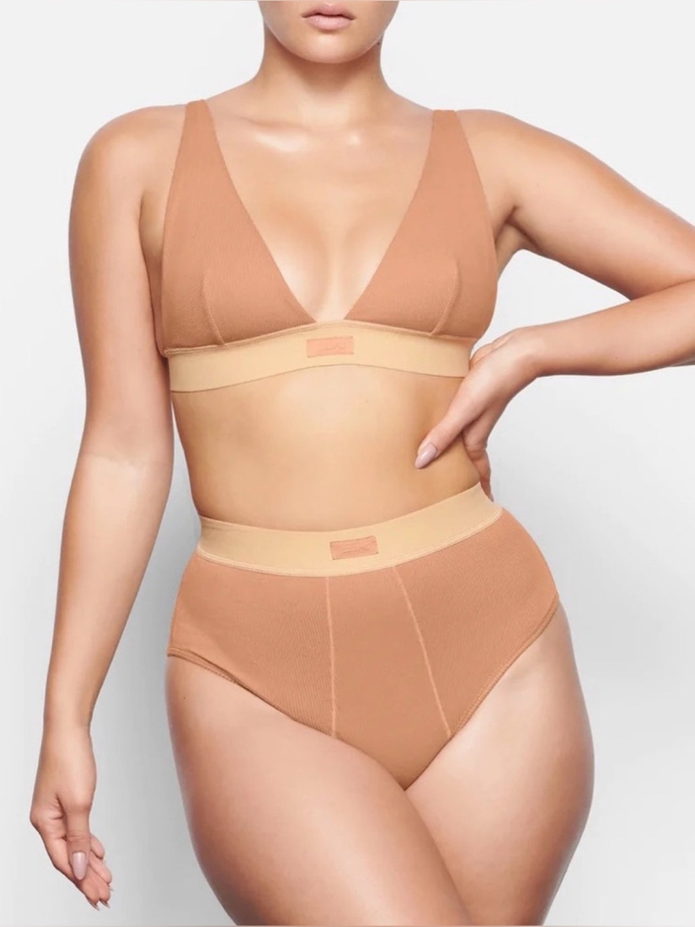 SKIMS Cotton Rib Plunge Bralette Brown, size L, EUC!
